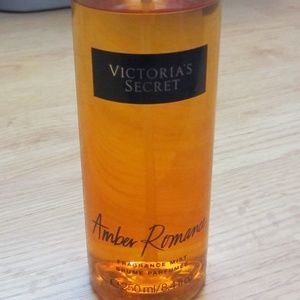 Amber Romance Body Mist